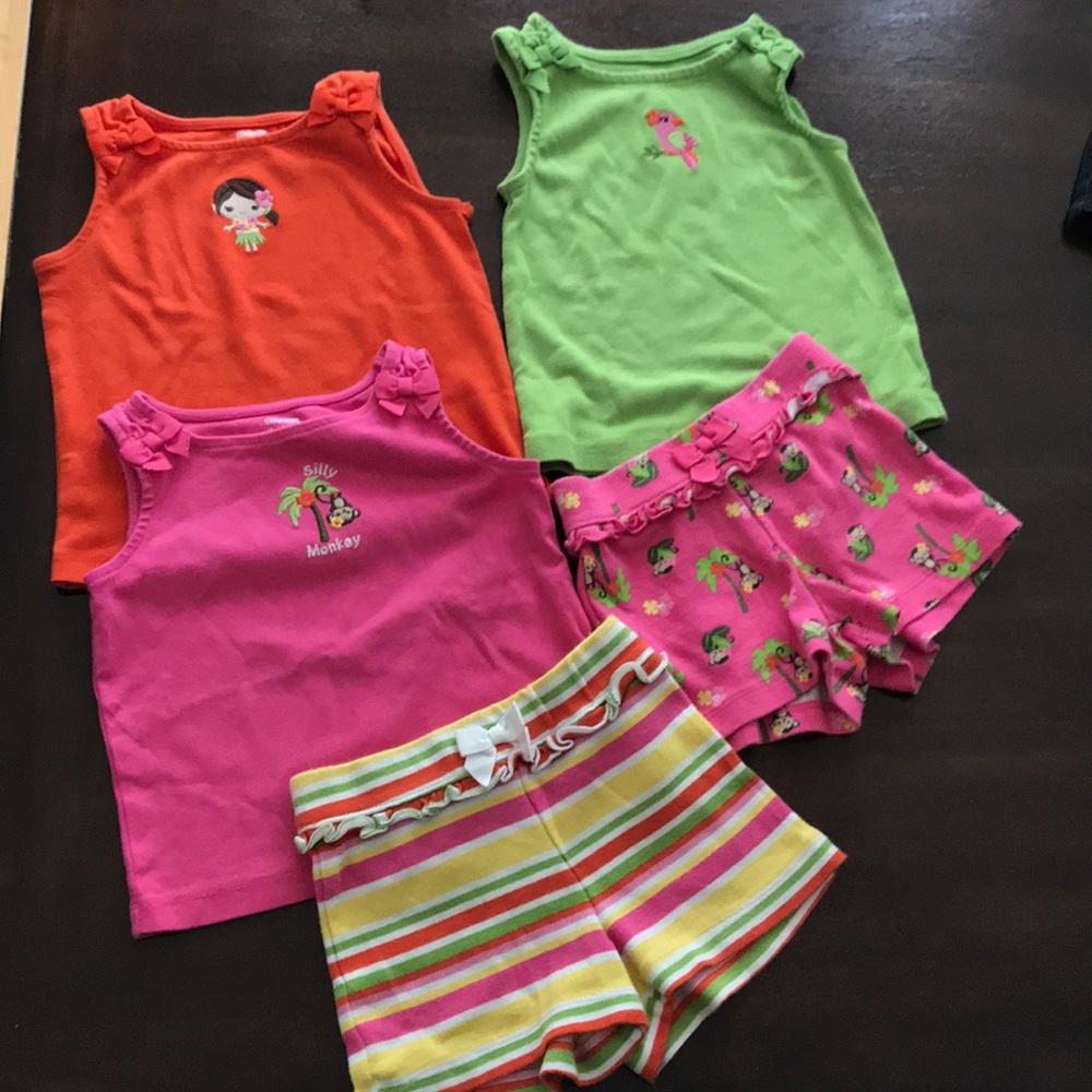 ❌SOLD❌summer sets bundle
